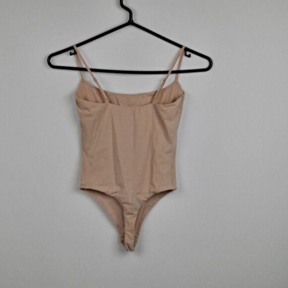 SKIMS ladies bodysuit NWOT - Picture 4 of 8